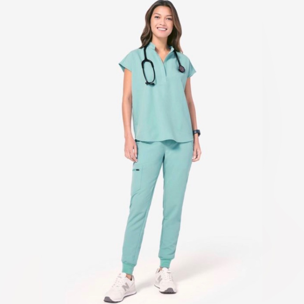 FIGS Women's Seaglass Scrub Set-Rafaela-L, Zamora high waist joggers-XL
